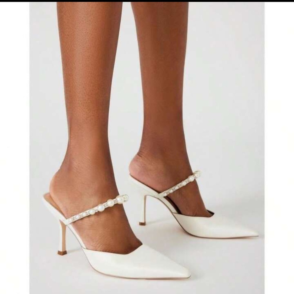Steve Madden White Pearl Strap Mules